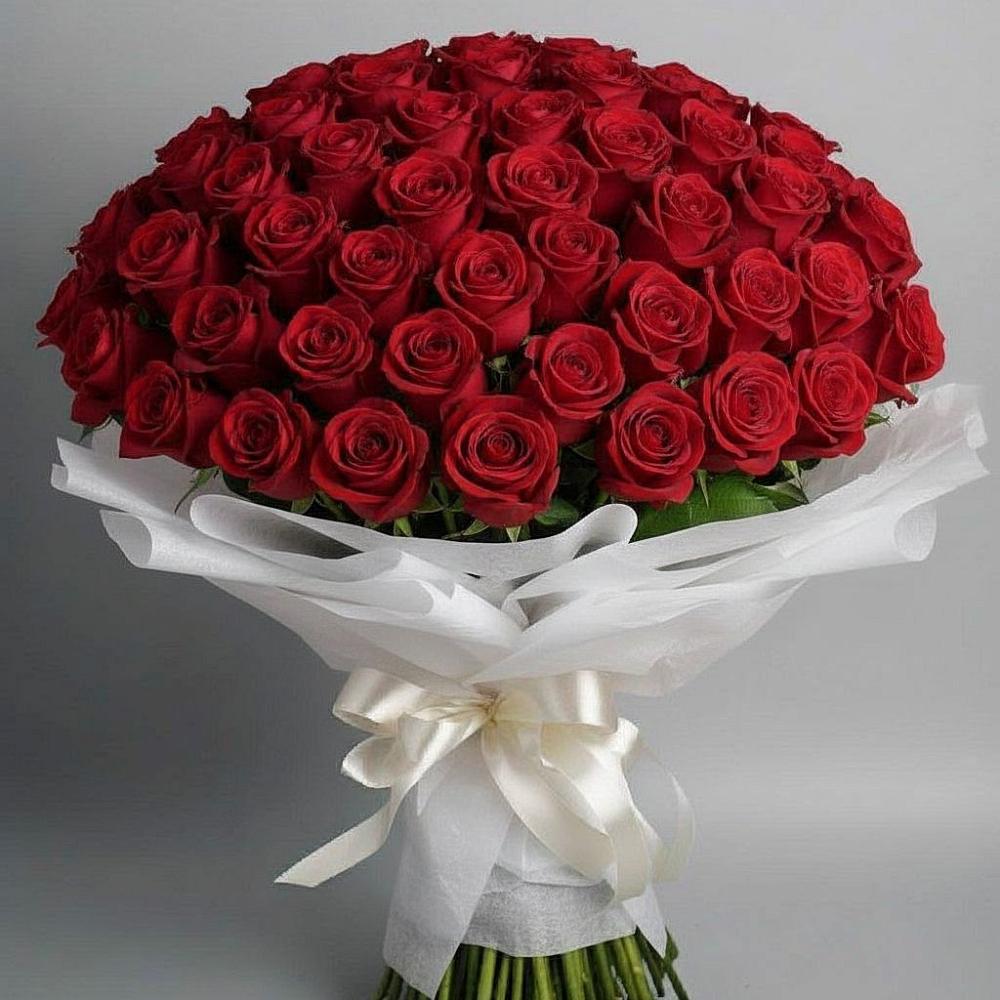 Букет 101 Красная роза Блэк Мэджик в Сорочинске