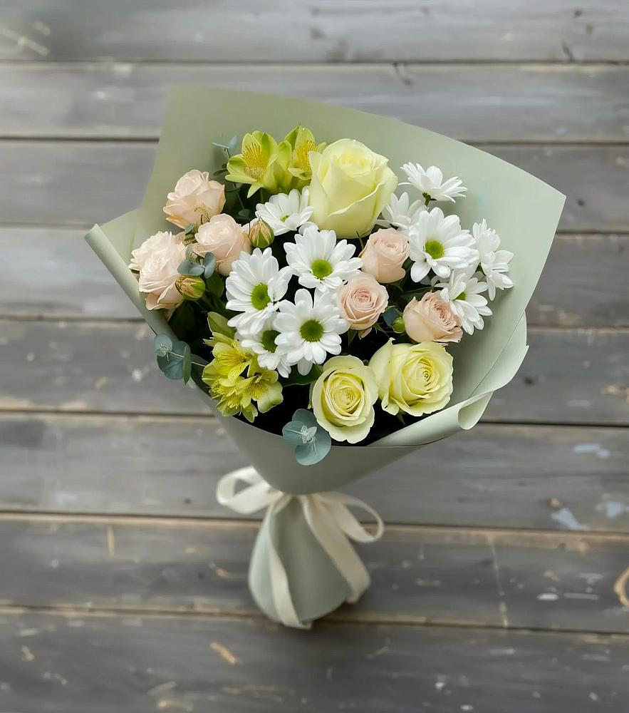 Букет цветов из: Альстромерии, Розы и Хризантемы в Сорочинске