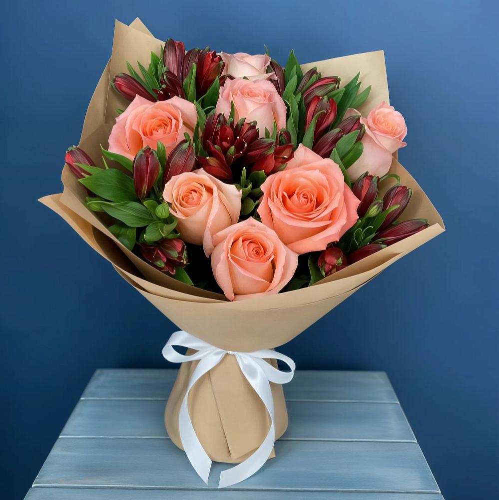 Букет цветов из: Розы и Альстромерии в Сорочинске