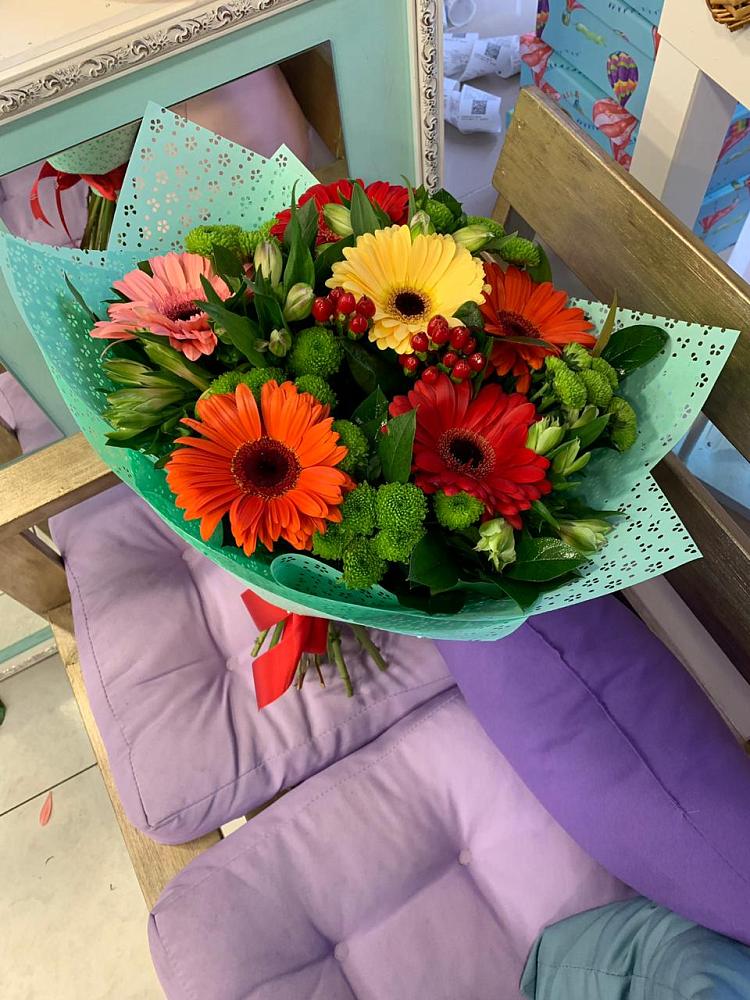 Букет цветов из: Герберы, Хризантемы и Альстромерии в Сорочинске