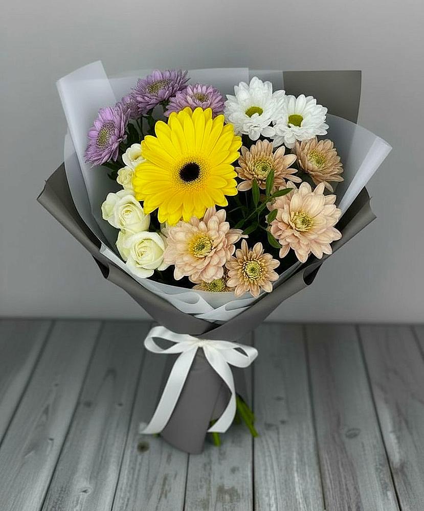 Букет цветов из: Розы, Герберы и Хризантемы в Сорочинске