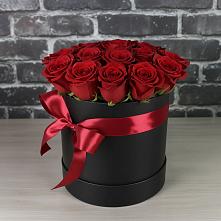 Цветочная композиция из Розы в шляпной коробке в Сорочинске