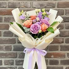 Букет цветов из:  Лизиантусы и Розы #REPLACE_PRED# Сорочинске