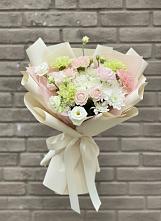 Букет цветов из:  Гвоздики, Розы, Лизиантусы и Хризантемы в Сорочинске
