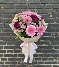 Букет цветов из:  Герберы и Хризантемы в Сорочинске