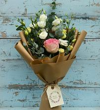Букет цветов из:  Розы и Лизиантусы в Сорочинске