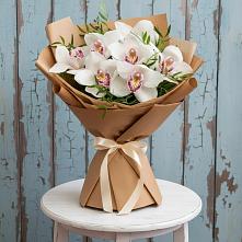 Букет цветов из:  Орхидеи и Розы в Сорочинске