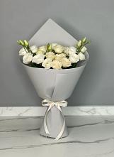 Букет цветов из:  Розы и Лизиантусы в Сорочинске